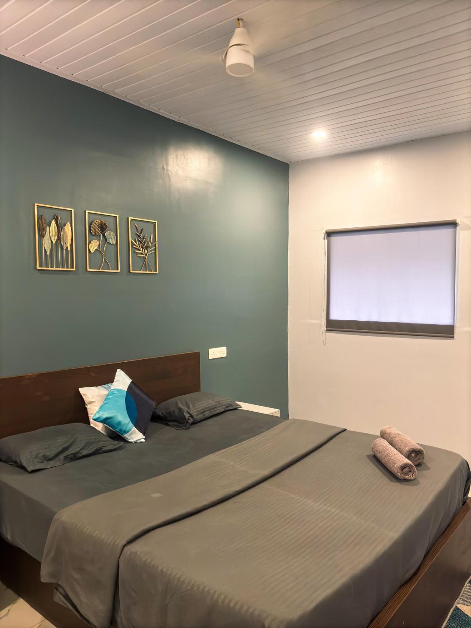 Traverse Luxe Hostel 帕罗林 外观 照片
