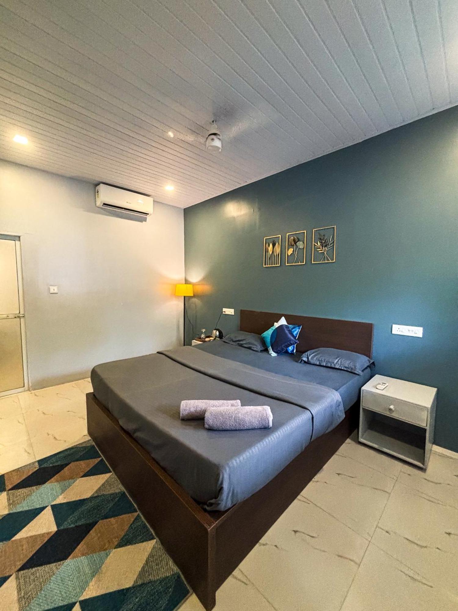 Traverse Luxe Hostel 帕罗林 外观 照片