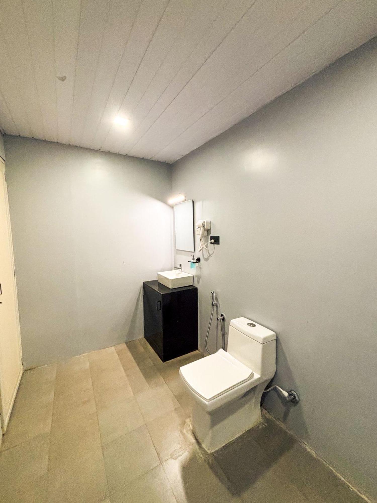 Traverse Luxe Hostel 帕罗林 外观 照片
