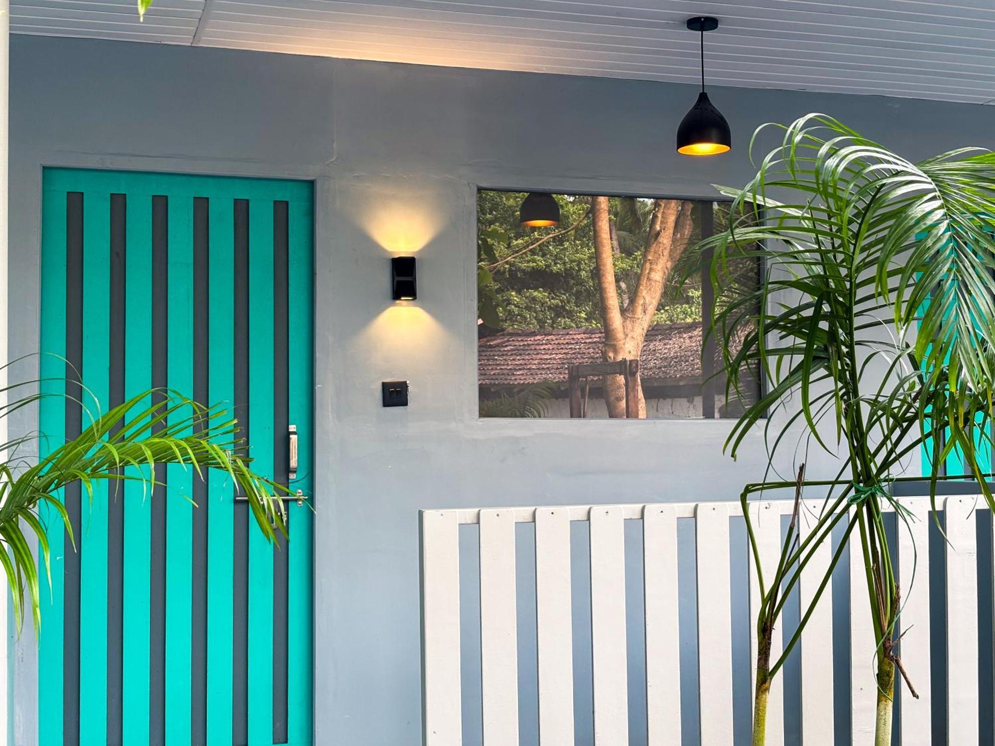 Traverse Luxe Hostel 帕罗林 外观 照片