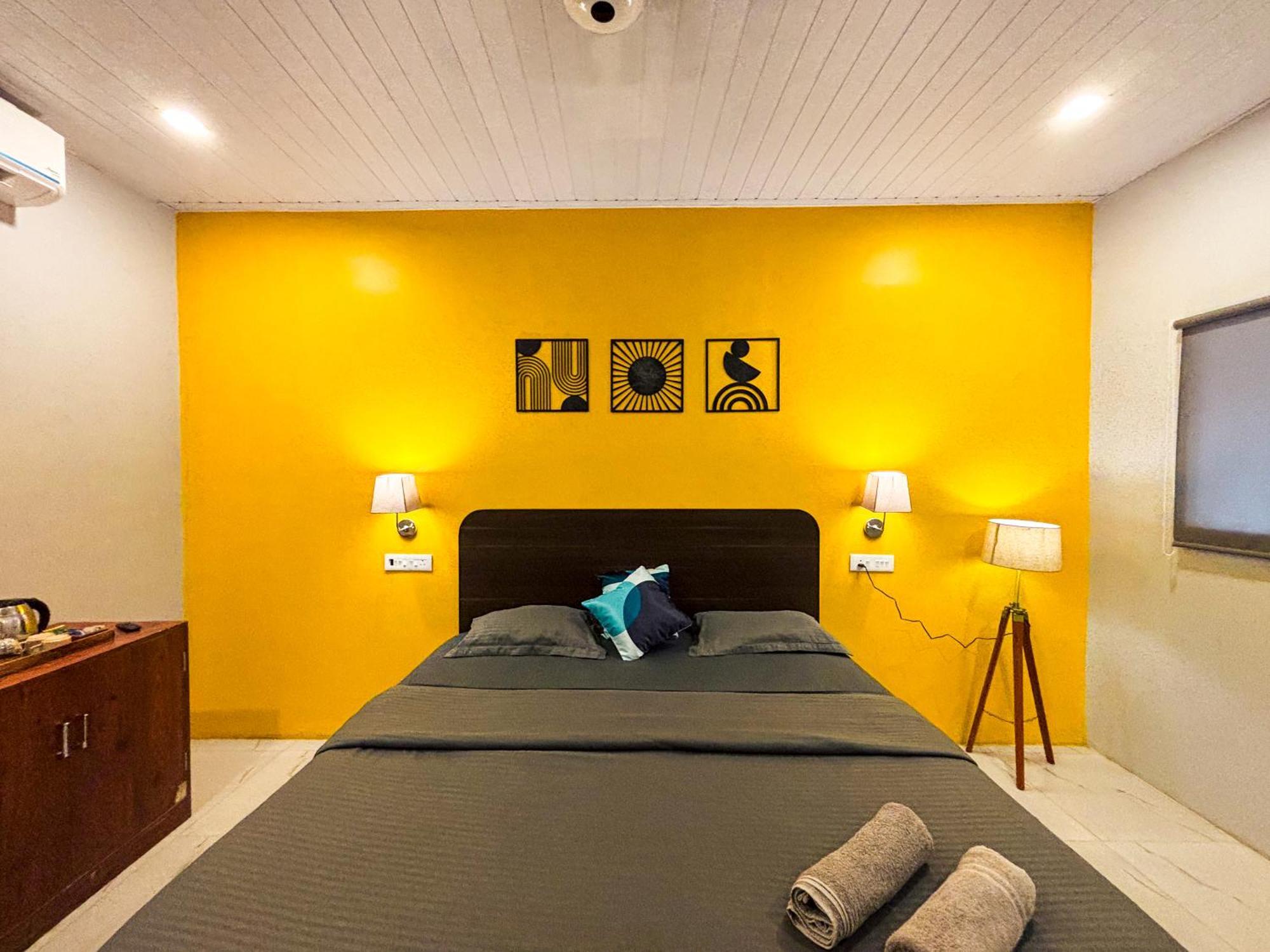 Traverse Luxe Hostel 帕罗林 外观 照片
