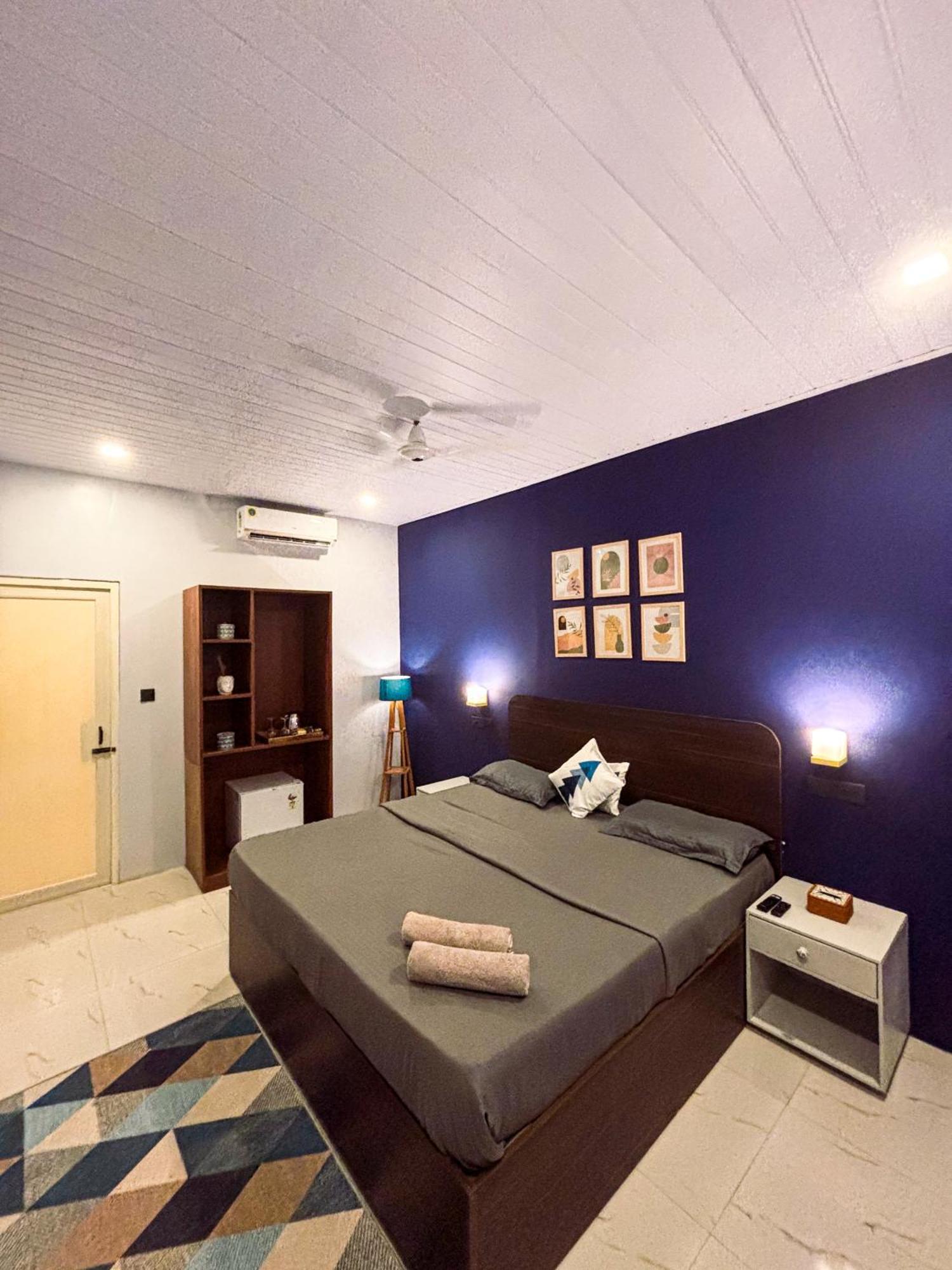 Traverse Luxe Hostel 帕罗林 外观 照片