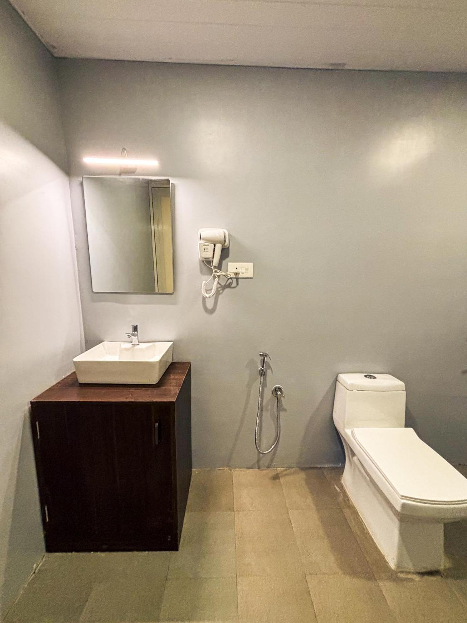 Traverse Luxe Hostel 帕罗林 外观 照片